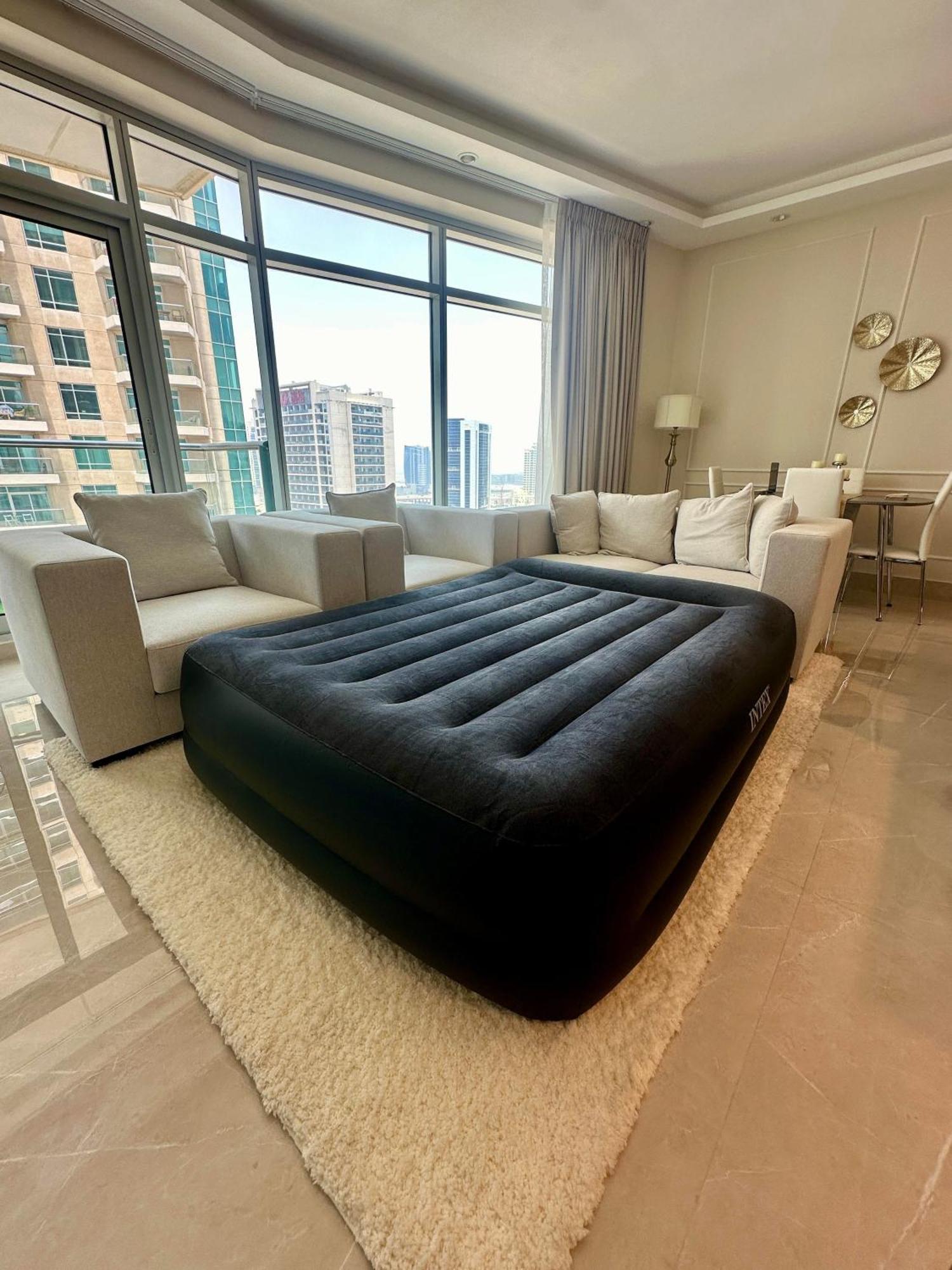 Apartment Stunning Burj And Fountain View - 2br Dubai