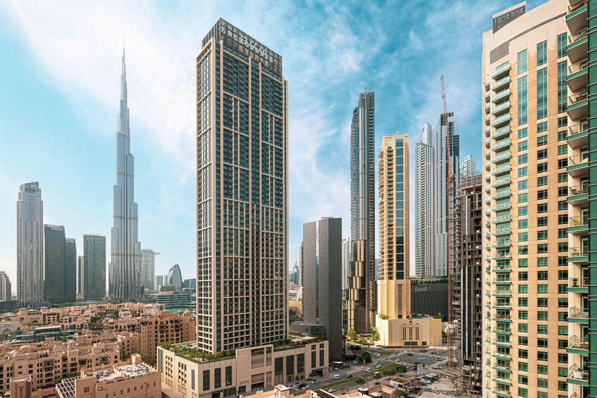 Apartment Stunning Burj And Fountain View - 2br Dubai