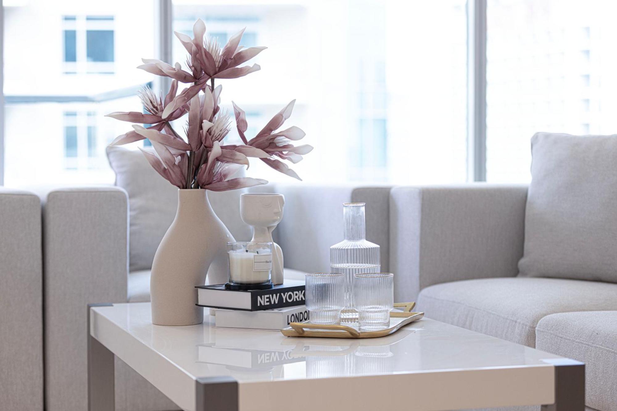 Apartment Stunning Burj And Fountain View - 2br Dubai