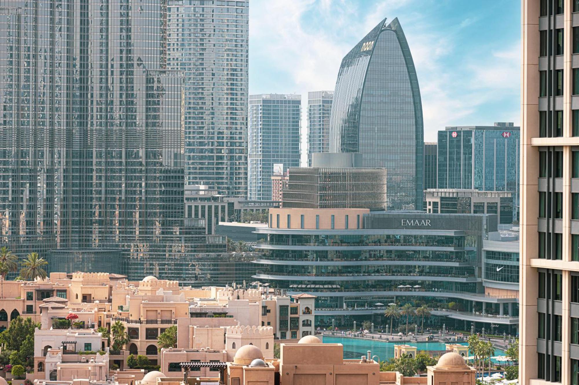 Stunning Burj And Fountain View - 2br Apartment Dubai